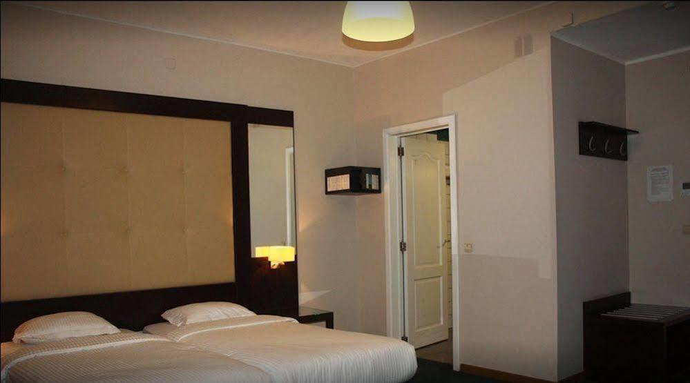 Hotel Plasky Schaerbeek Ngoại thất bức ảnh
