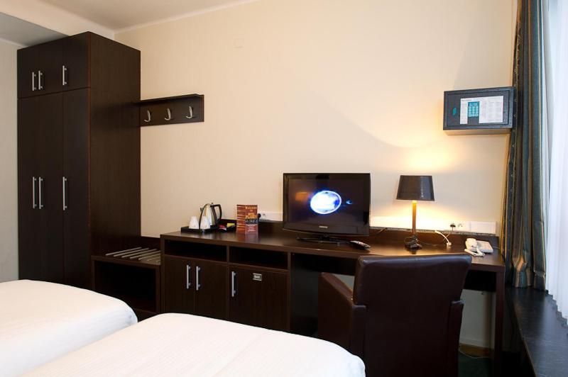 Hotel Plasky Schaerbeek Ngoại thất bức ảnh